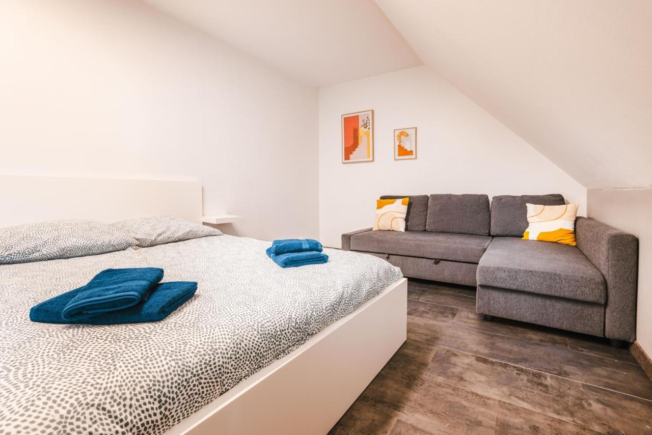 Grande Maison Avec Piscine Et Jacuzzi A La Campagne Desvres Exteriör bild
