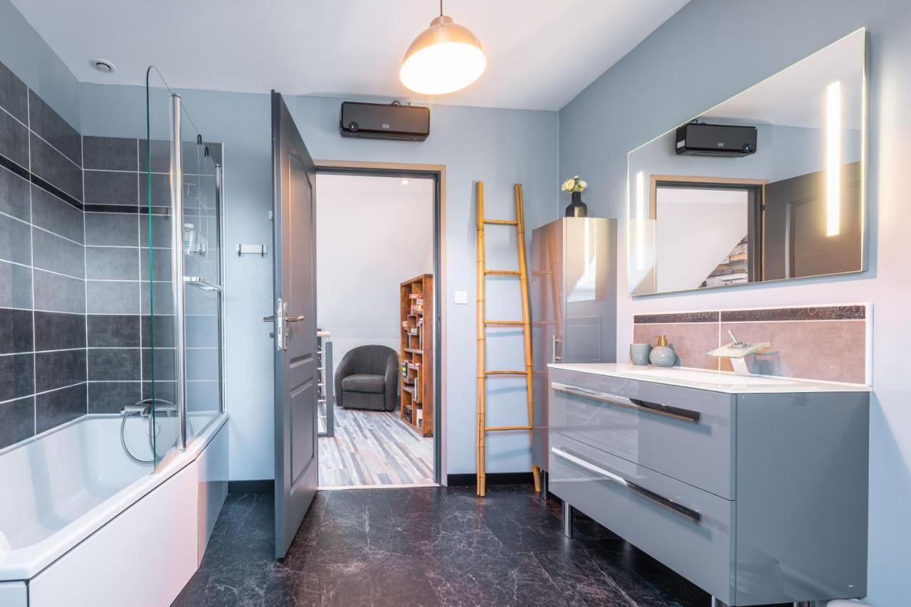 Grande Maison Avec Piscine Et Jacuzzi A La Campagne Desvres Exteriör bild